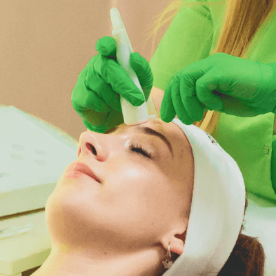 Dermato-cosmetica - Dana Derm - Centru de estetica faciala si remodelare corporala